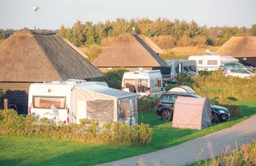 Hvidbjerg Strand Camping Resort Camping Pladser Badehus