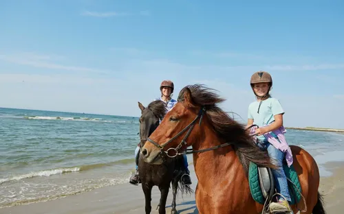 Hvidbjerg Strand Camping Resort Ridning Pige